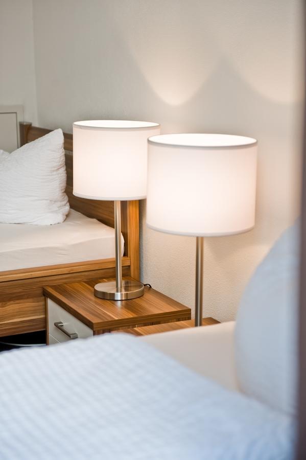 Greenpartment Boardinghouse Neustadt นอยชตัดท์ อัน แดร์ โดเนา ภายนอก รูปภาพ